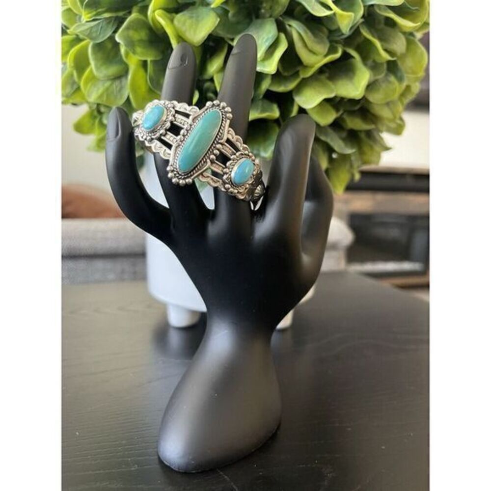 Vintage 1960's Bell Trading Post Sterling & Turquoise Cuff Bracelet - Picture 3 of 14